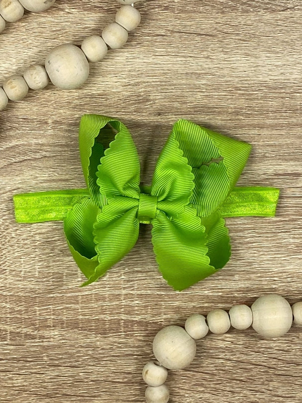 4.5" Classic Scalloped Hair Bow - Headband
