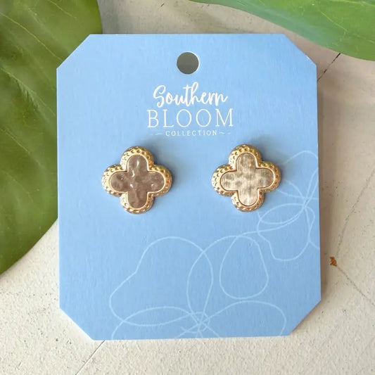 Clover studs