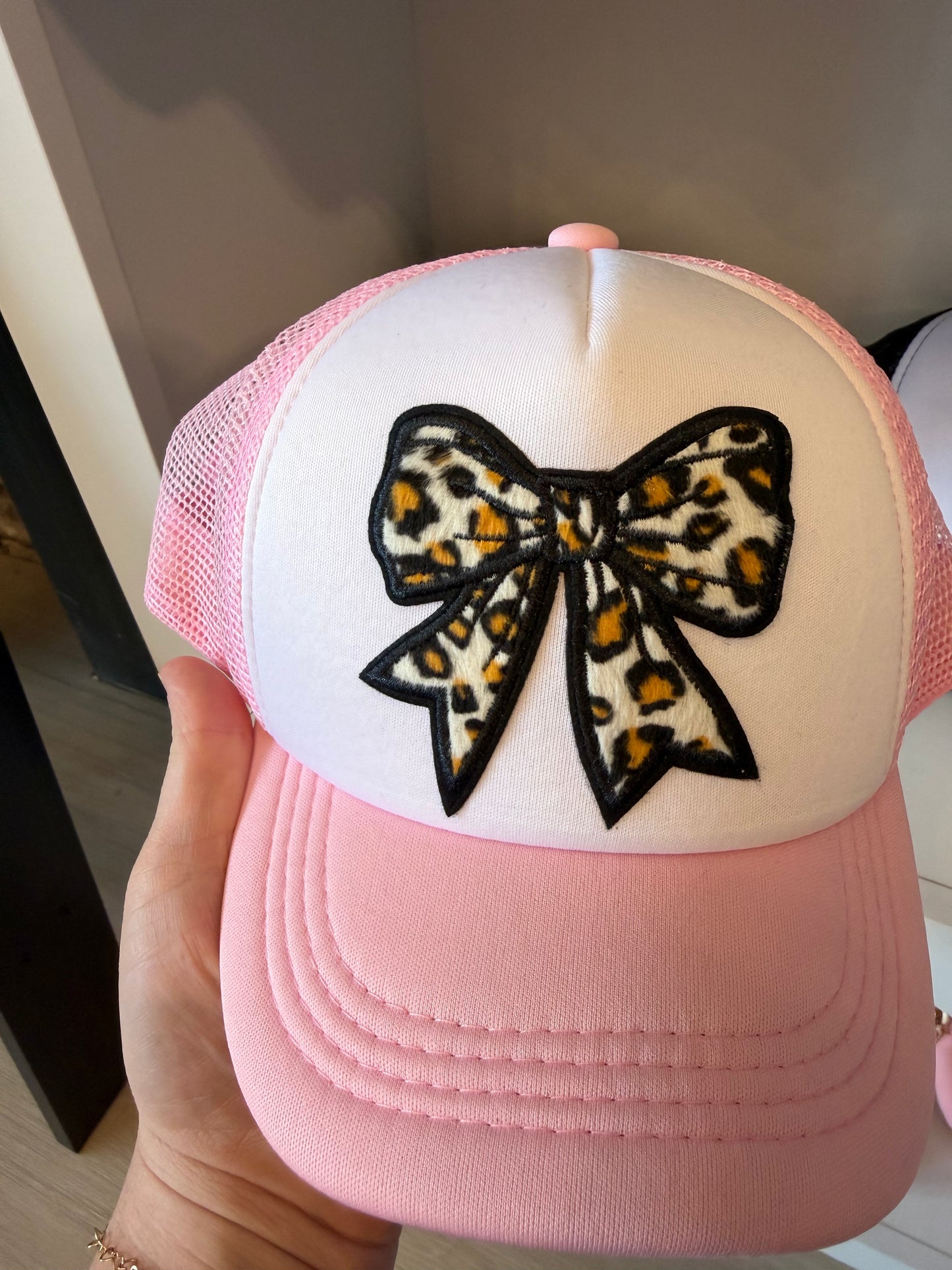 Cheetah Bow Youth Hat