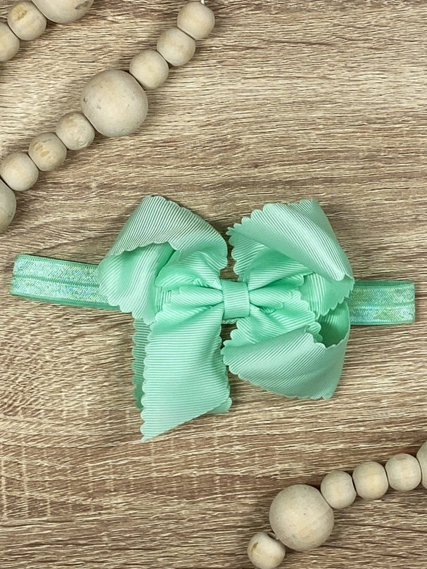 4.5" Classic Scalloped Hair Bow - Headband