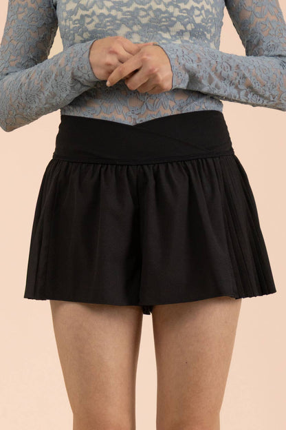 Side Pleated Detail Activewear Shorts
